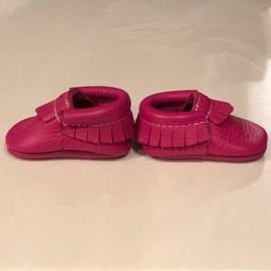 Freshly Picked Moccasins - dark pink (size 1)